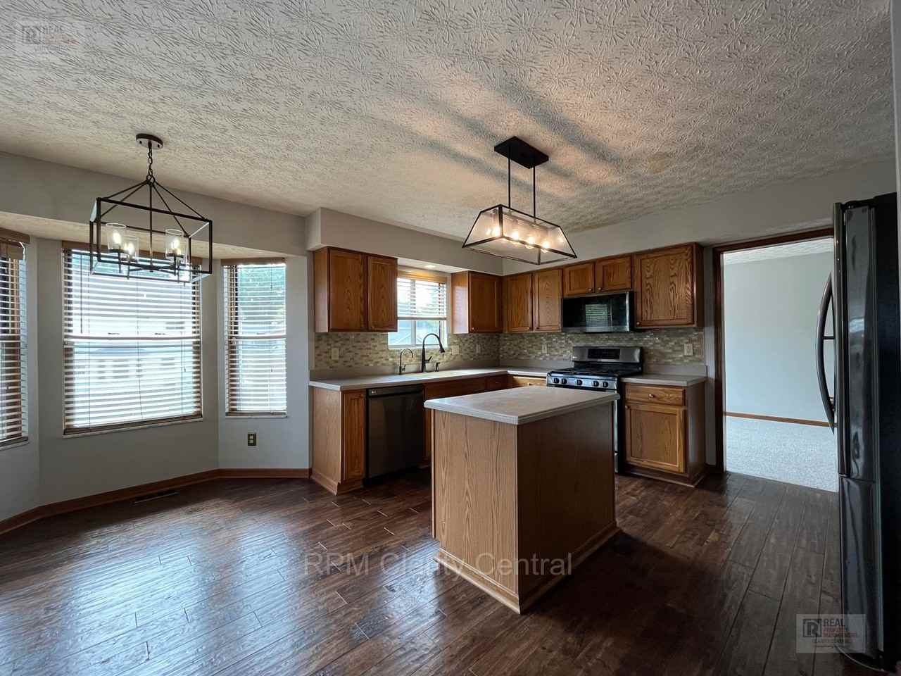 660 Culpepper Dr - Photo 3 of 14
