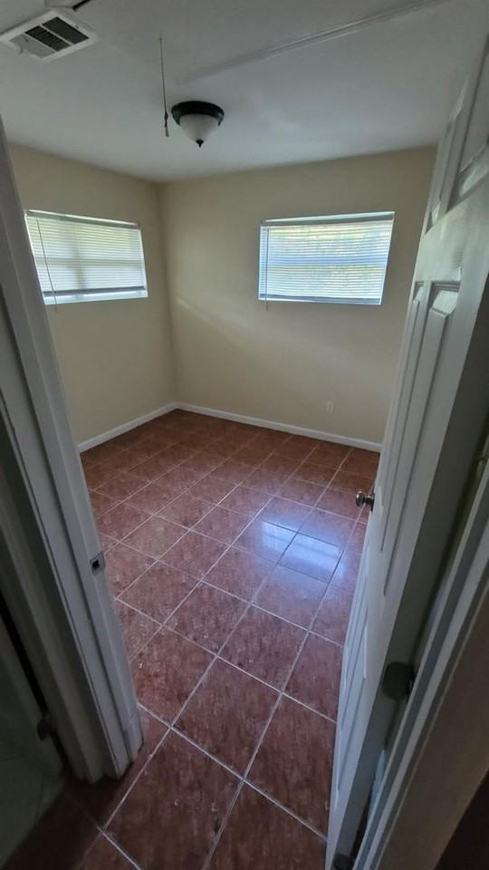 6727 Dorian St - Photo 6 of 11