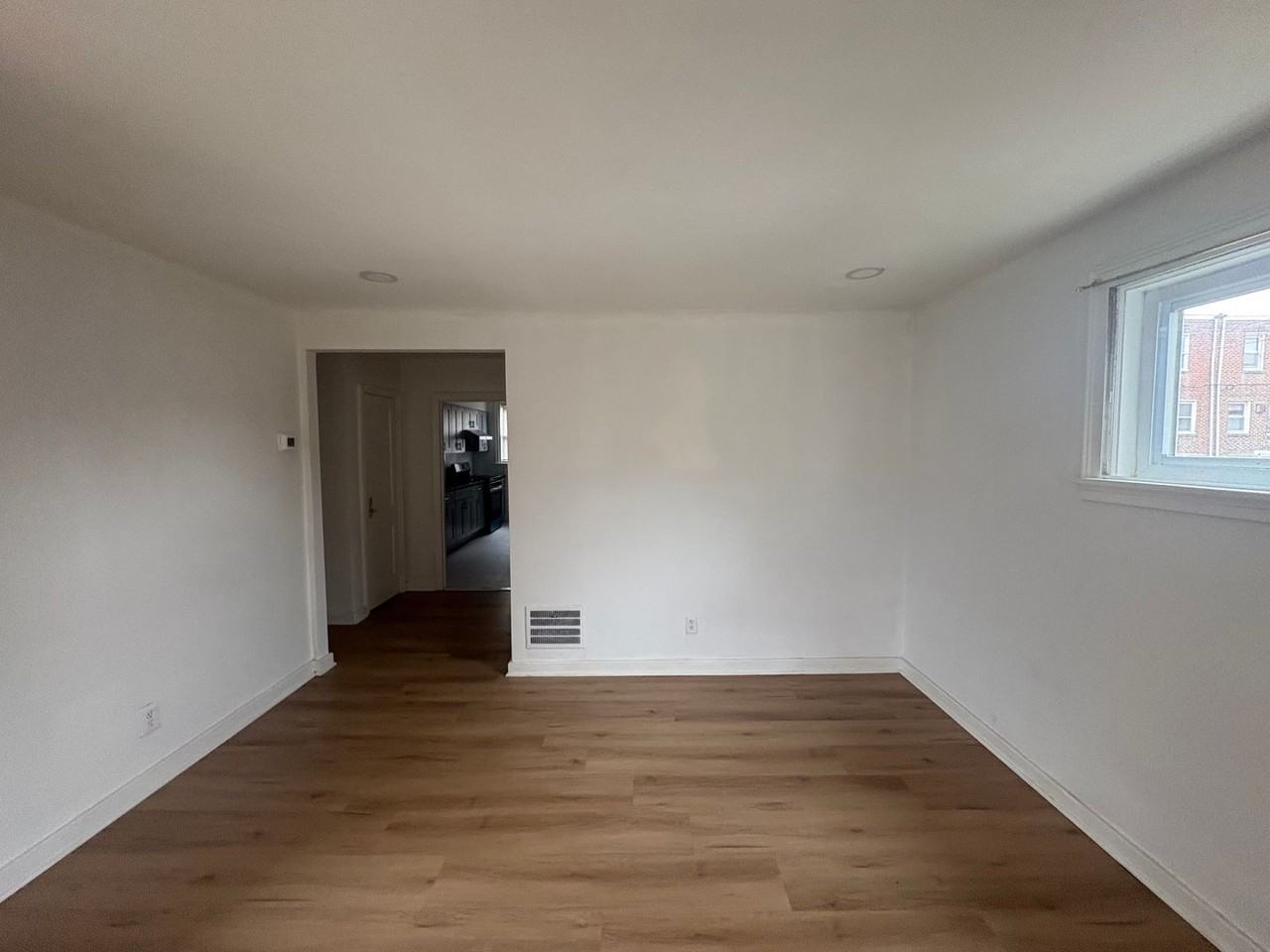 4300 Shelmire Ave - Photo 6 of 8