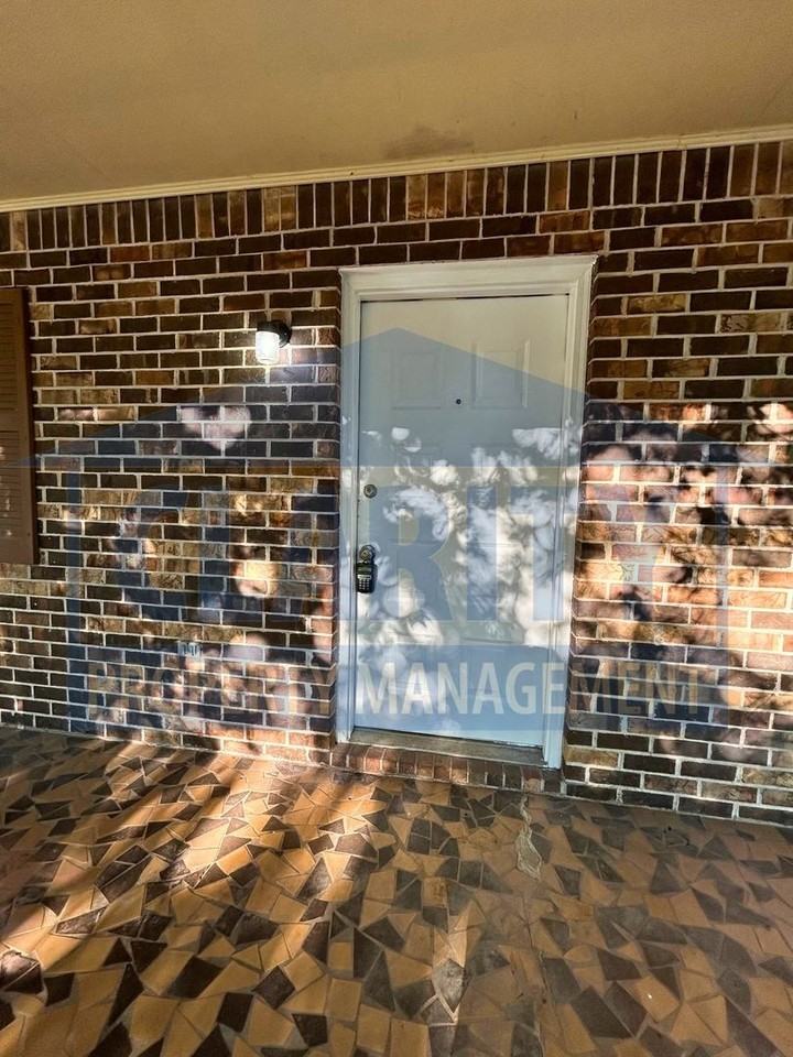 4175 Pryor Rd Ne - Photo 5 of 25