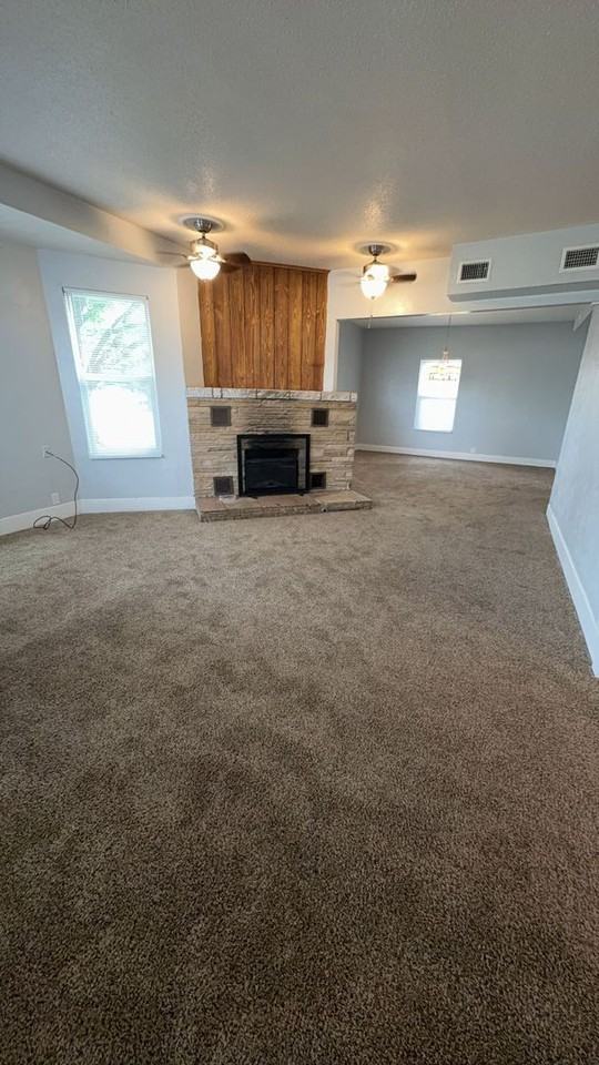 2424 W Oklahoma Ave - Photo 4 of 18