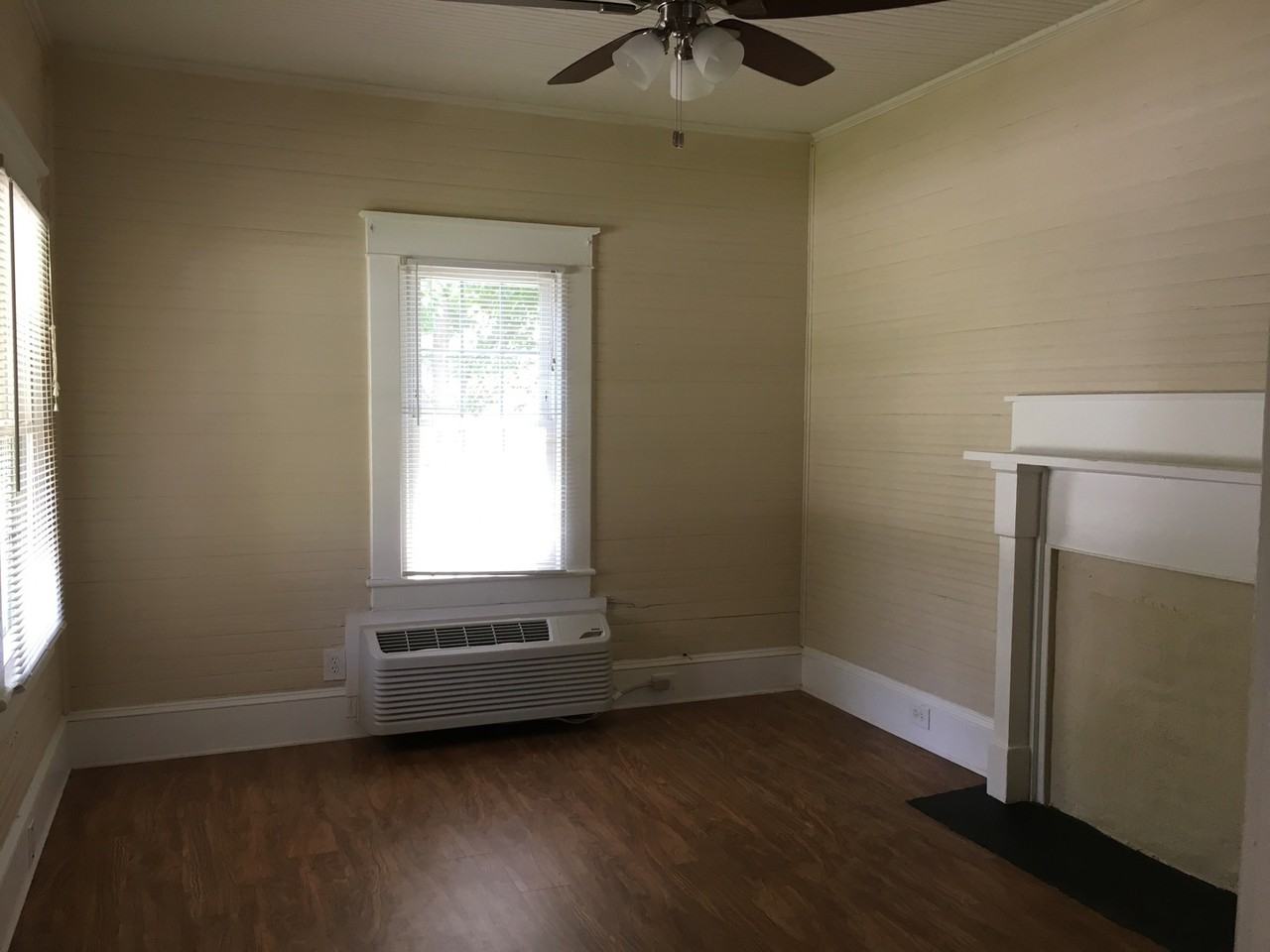 807 Holt Ave - Photo 6 of 15