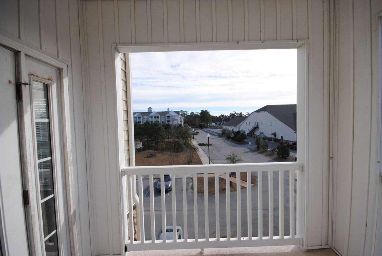100 Gateway Condos Dr - Photo 4 of 33