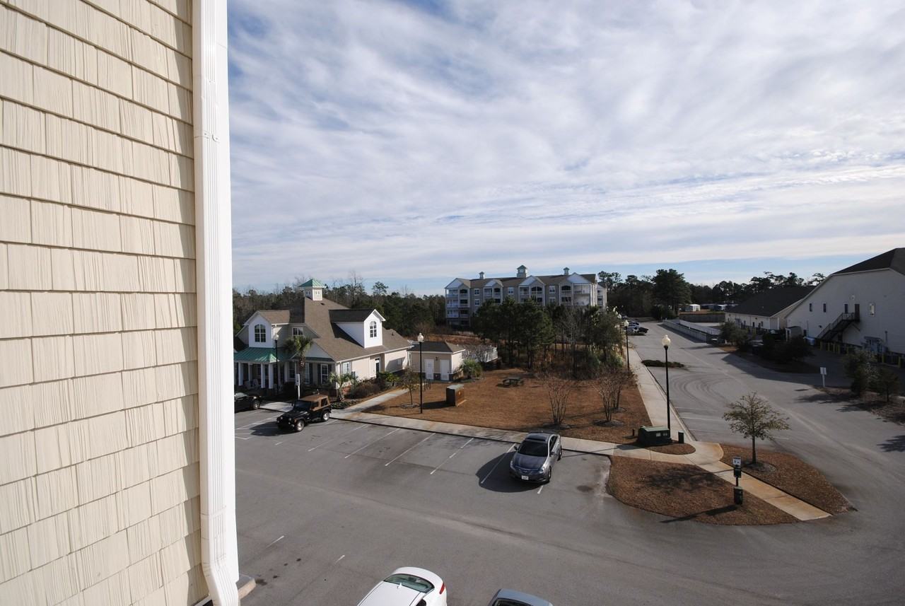100 Gateway Condos Dr - Photo 5 of 33