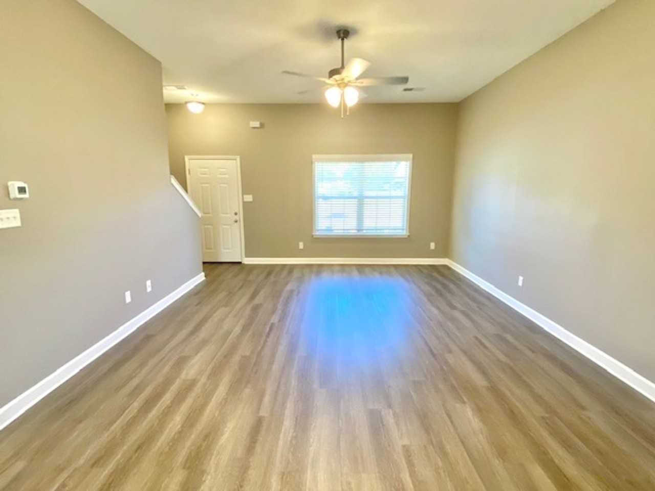 45 Winston Cv N - Photo 3 of 11