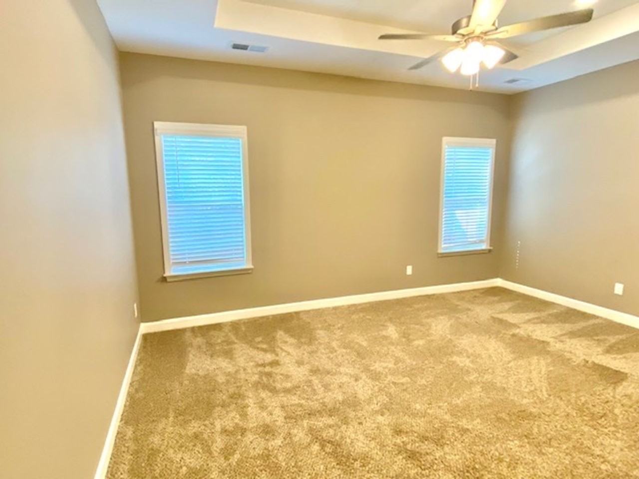 45 Winston Cv N - Photo 6 of 11