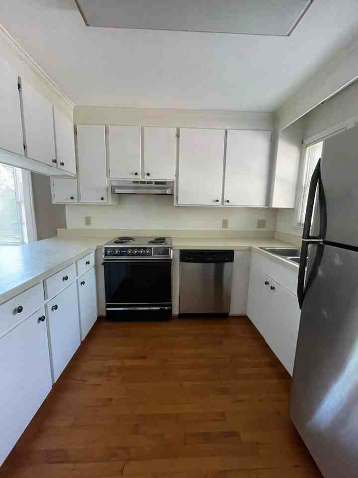 920 Woodrow St #5 - Photo 4 of 27