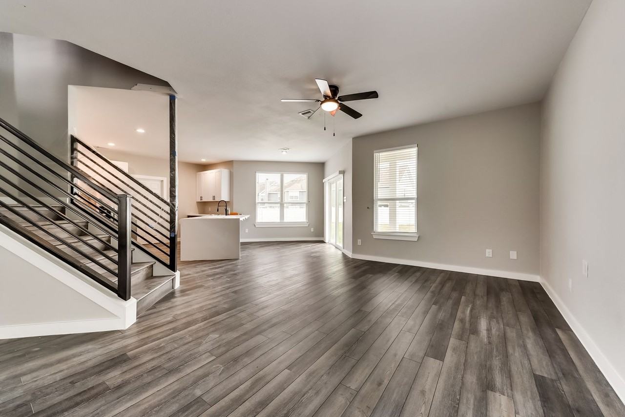 9108 Benevolent Ct - Photo 6 of 29