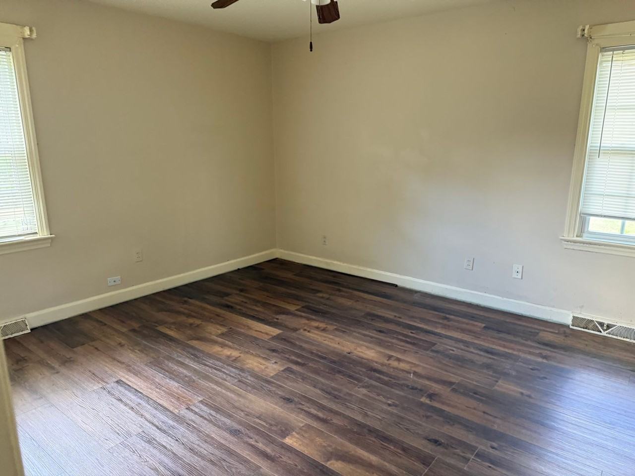 2703 Sheryl Dr - Photo 6 of 12