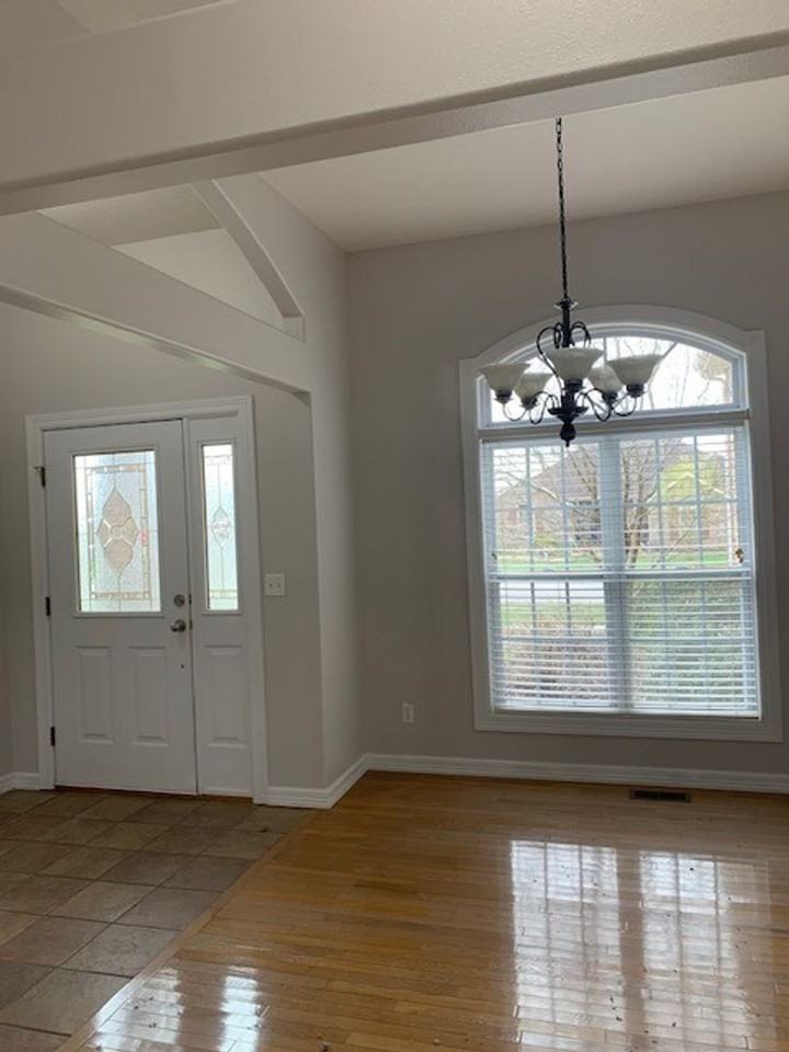 5067 S Mary Todd - Photo 2 of 25