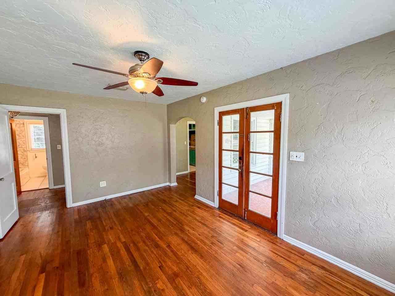 1824 Nw 5th Ave - Photo 2 of 31