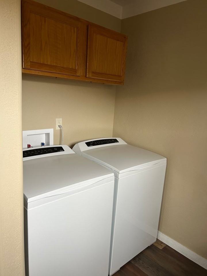 211 Se 16th St - Photo 5 of 14