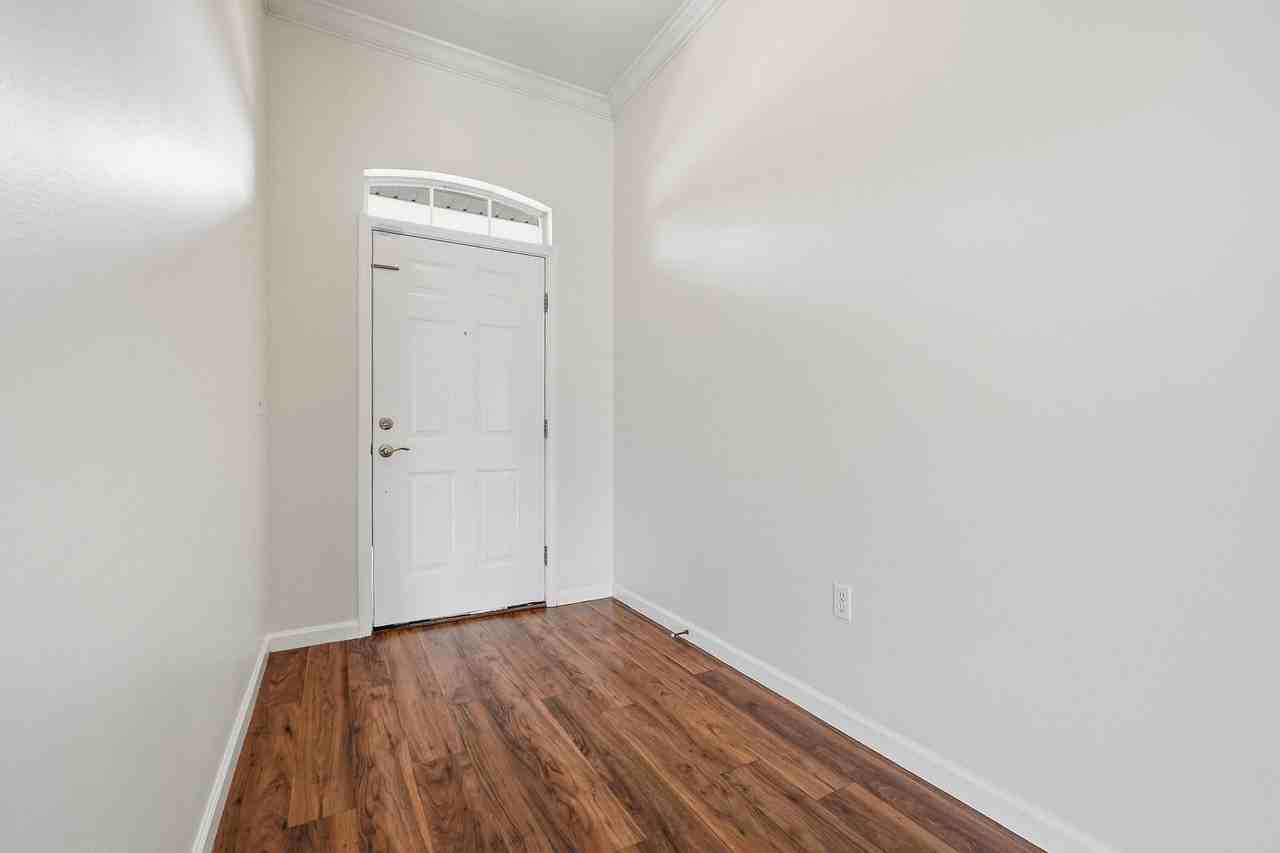 2264 Lewis St - Photo 4 of 47