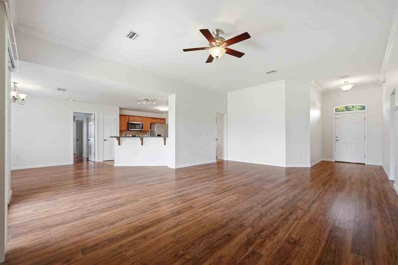 2264 Lewis St - Photo 5 of 47