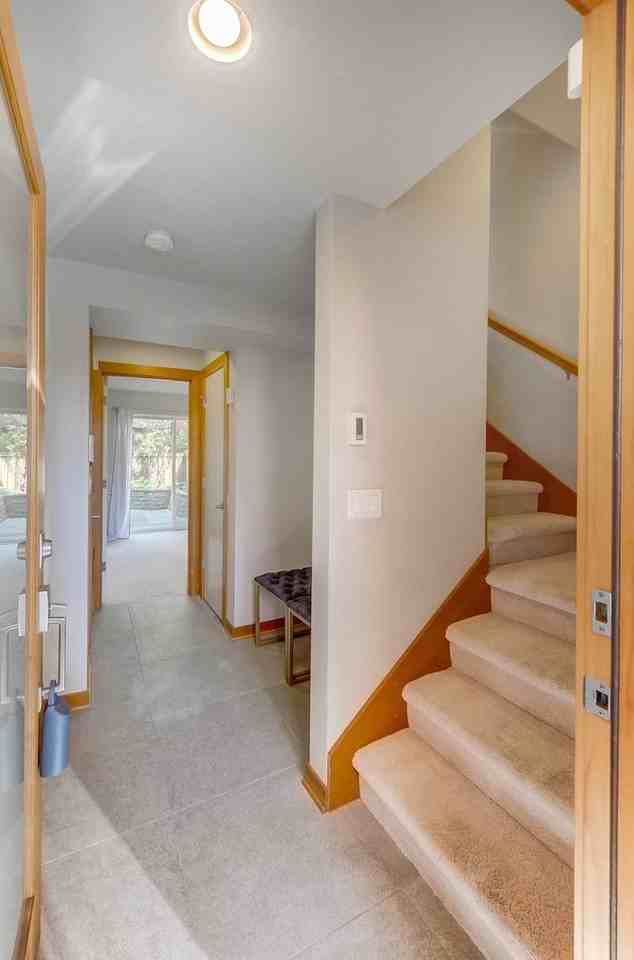 1412 Nw 67th St #B - Photo 5 of 28