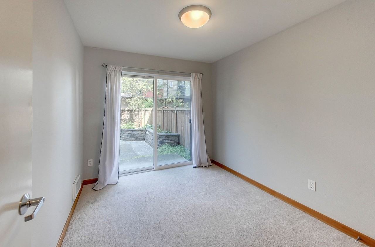 1412 Nw 67th St #B - Photo 7 of 28