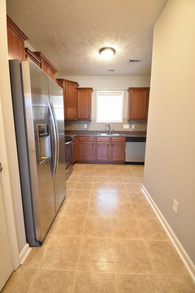 4840 Headwind Dr - Photo 4 of 23