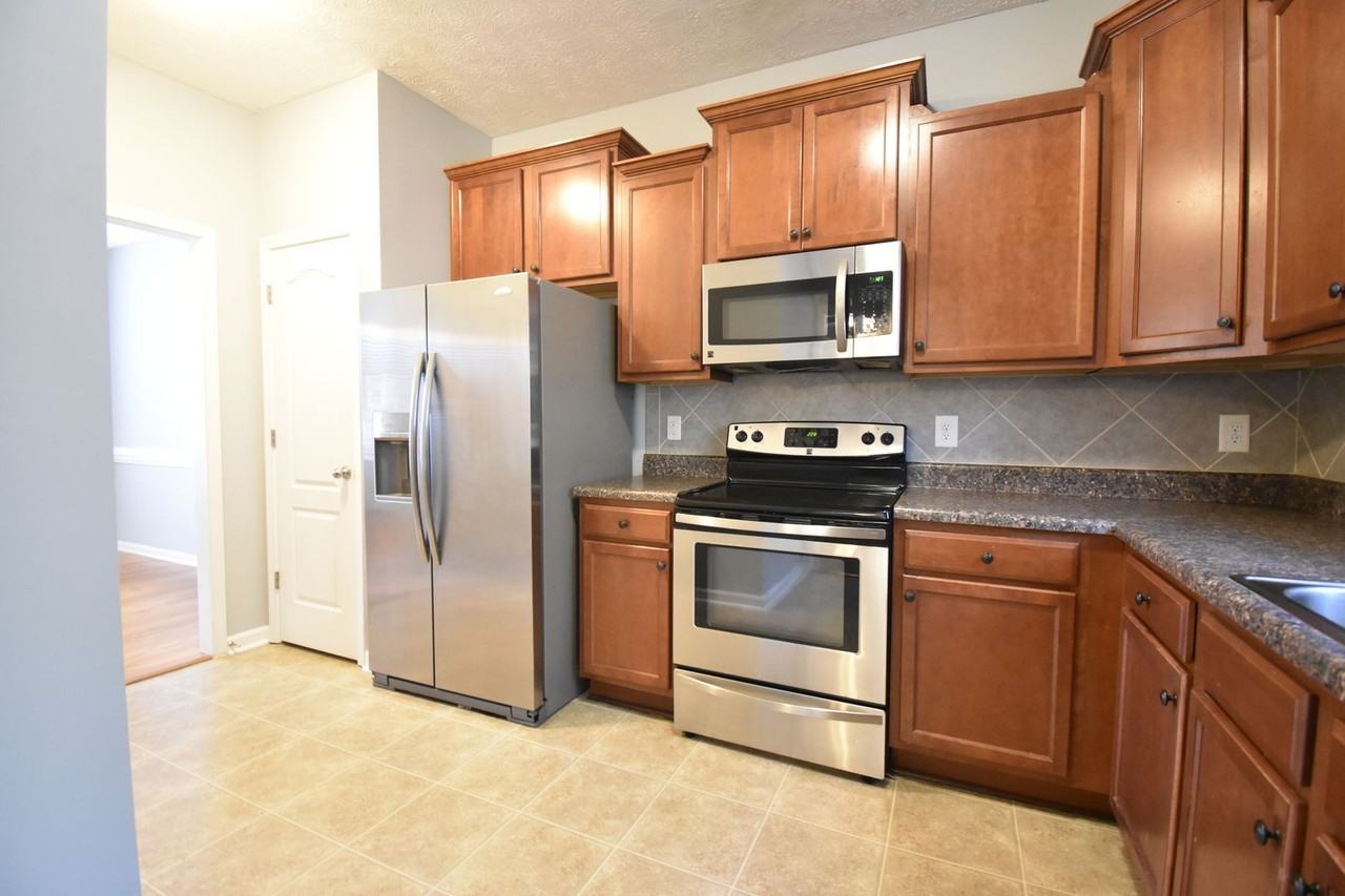 4840 Headwind Dr - Photo 6 of 23