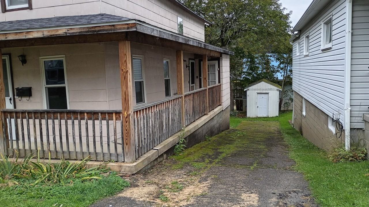 16 Rochester St - Photo 3 of 20