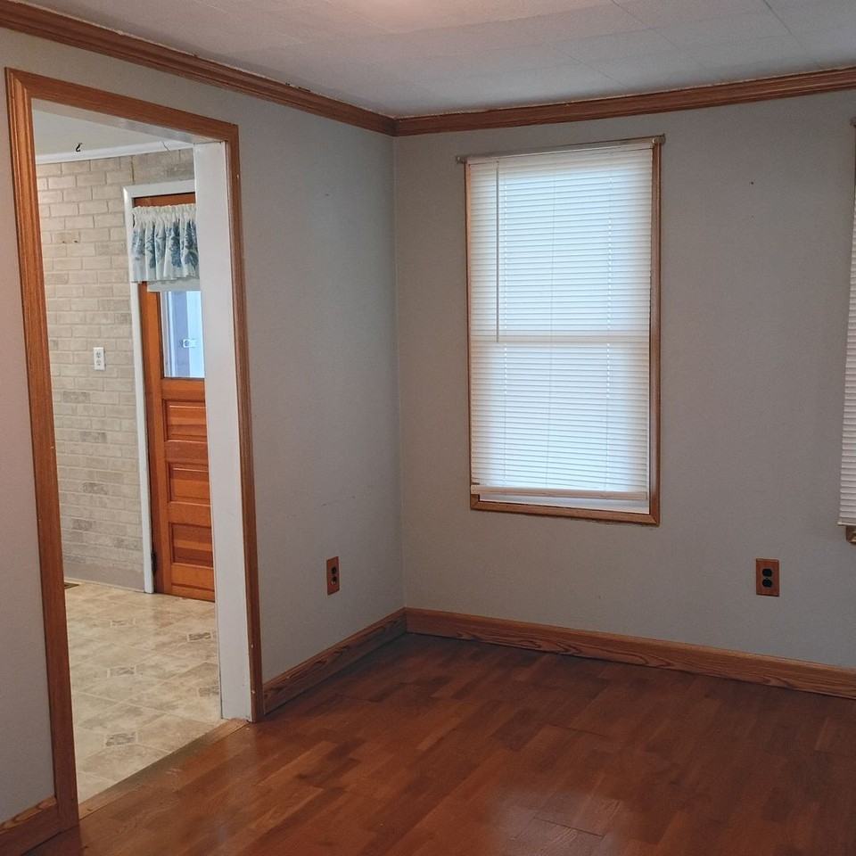 16 Rochester St - Photo 7 of 20