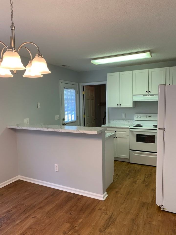 402 Wallington Rd - Photo 7 of 19