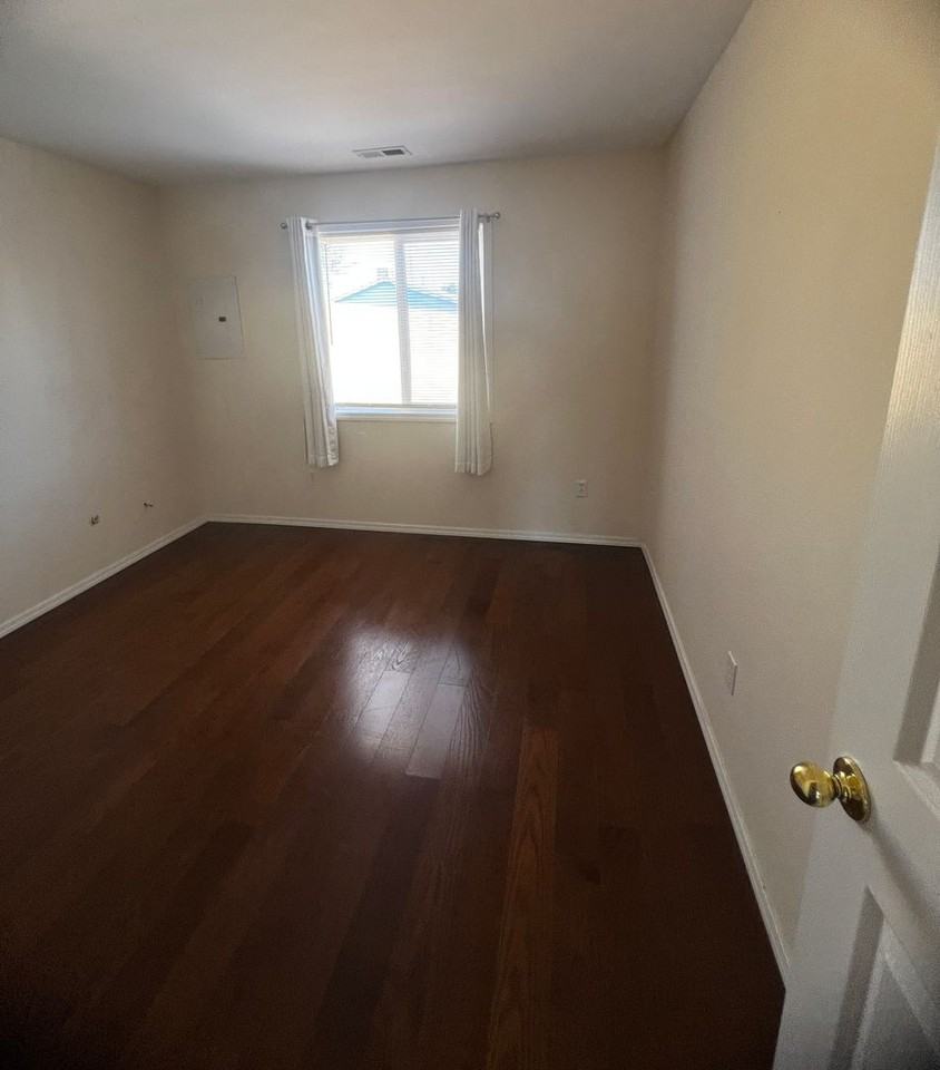 2914 Acero Ave - Photo 7 of 11