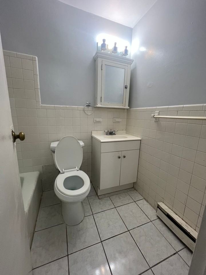 65 James St - Photo 3 of 7