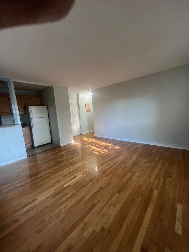 65 James St - Photo 6 of 7