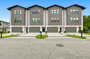 featured image of 4324 W Gray St #2