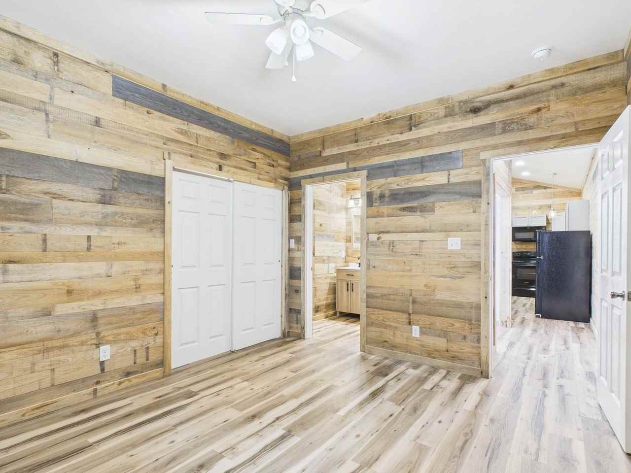 137 Hill Country Cabin Ln - Photo 6 of 15