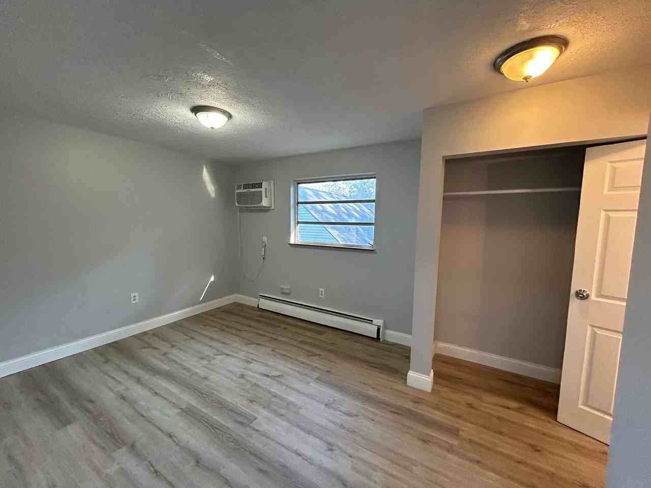 1934 Grand Ave - Photo 6 of 7