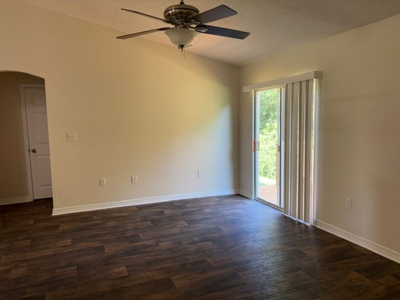 178 Cabana Way - Photo 7 of 16
