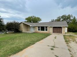 featured image of 1541 Hudson Ave