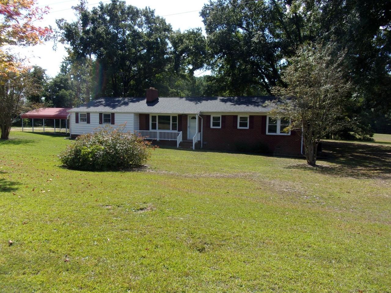 3121 Pinckney Rd - Photo 3 of 29