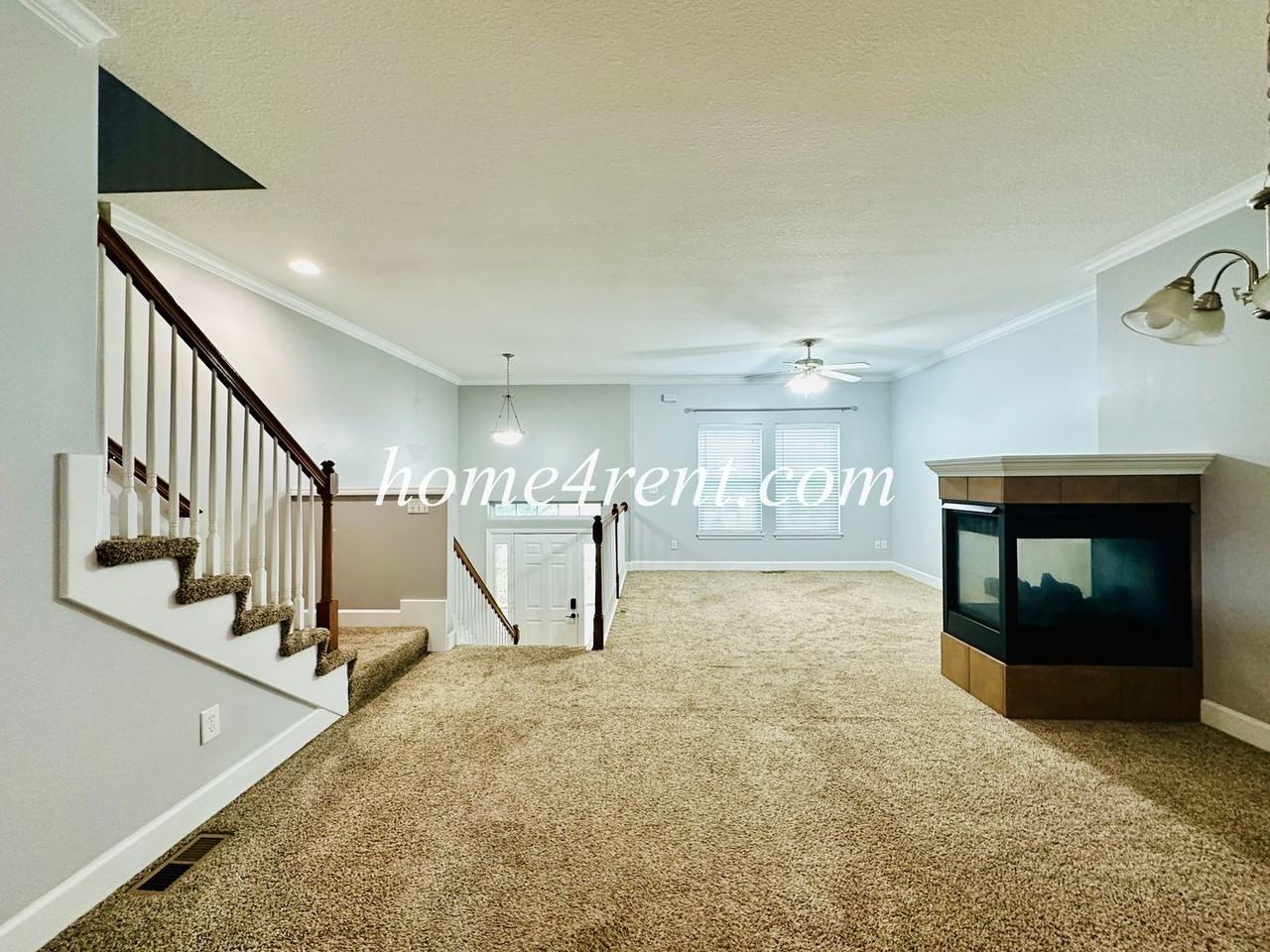 11135 S Woodsonia Dr - Photo 4 of 41