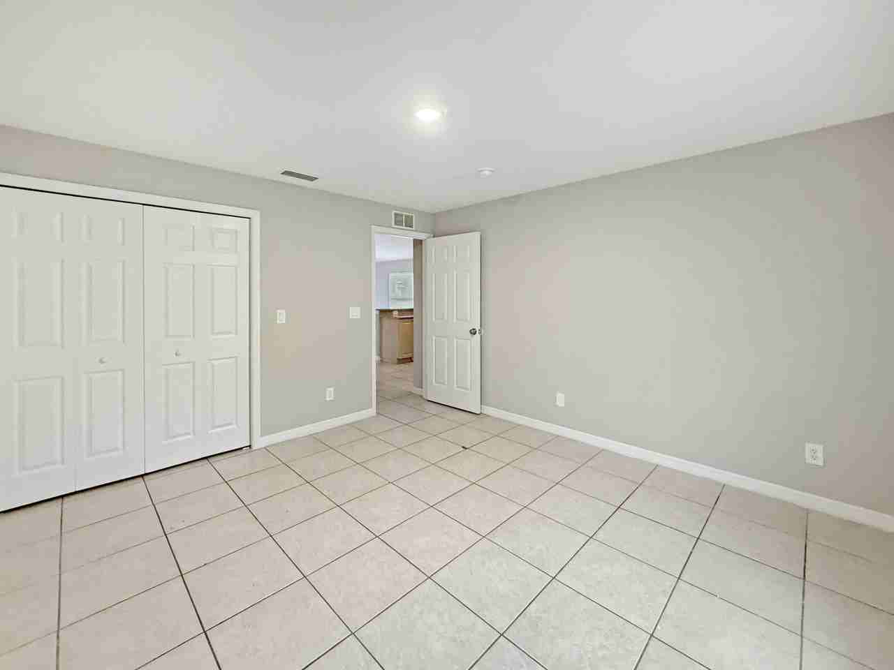 4771 Jordan Avenue South - Photo 7 of 16