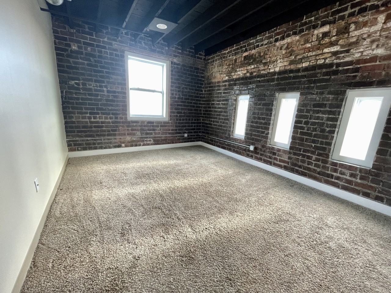 Berglund Flats - Photo 6 of 16