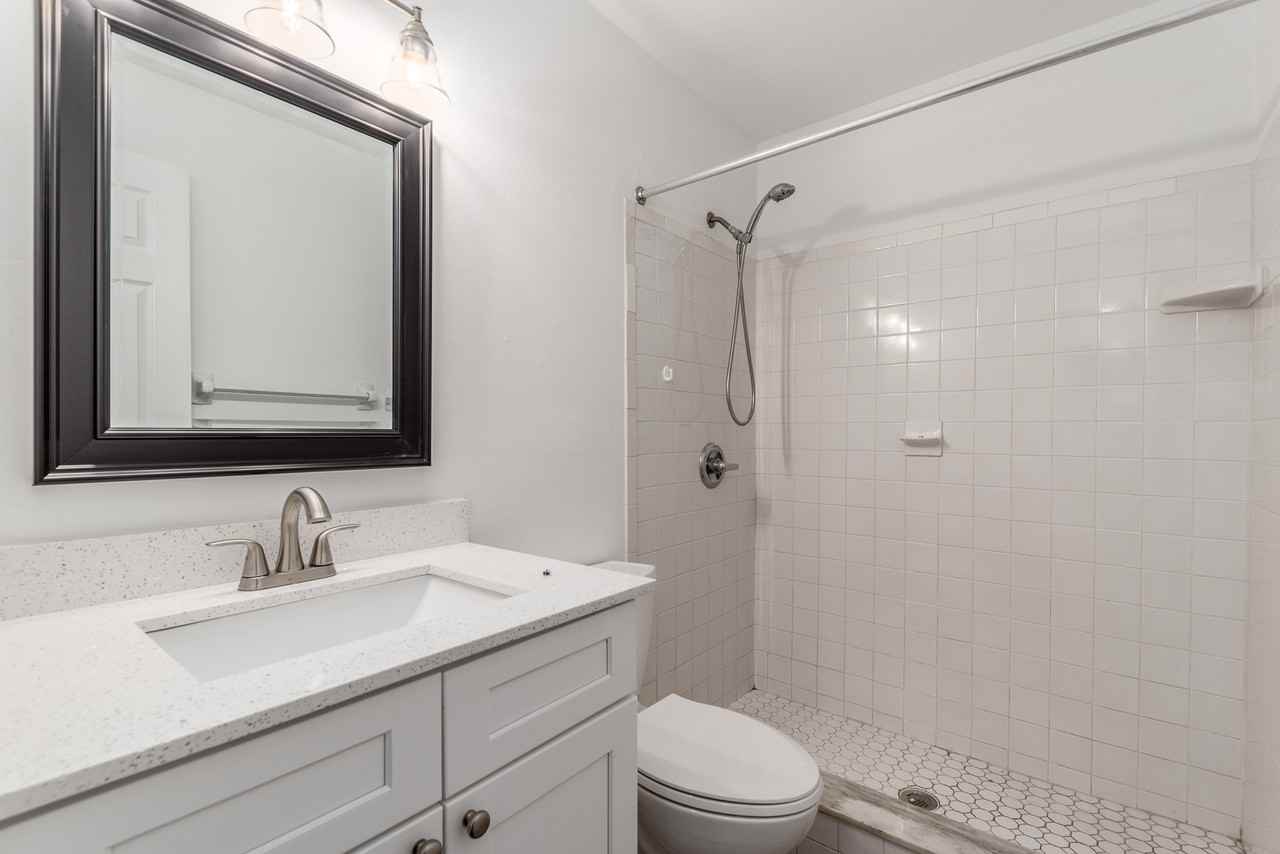 644 Southwest Cleveland Avenue - Photo 7 of 15