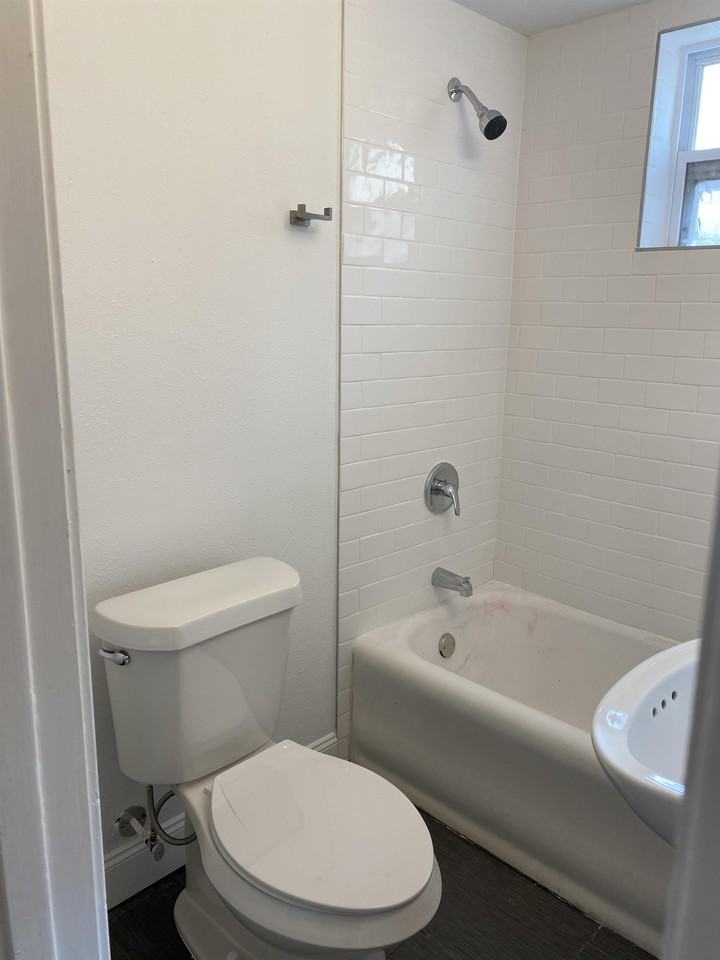 401 Niblick Way - Photo 3 of 17