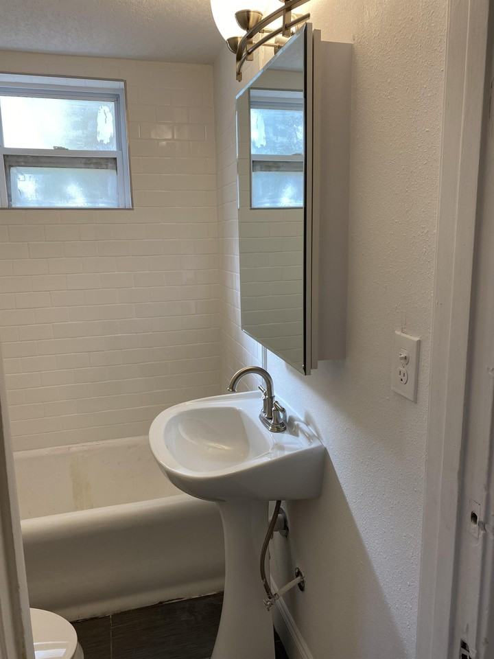401 Niblick Way - Photo 4 of 17