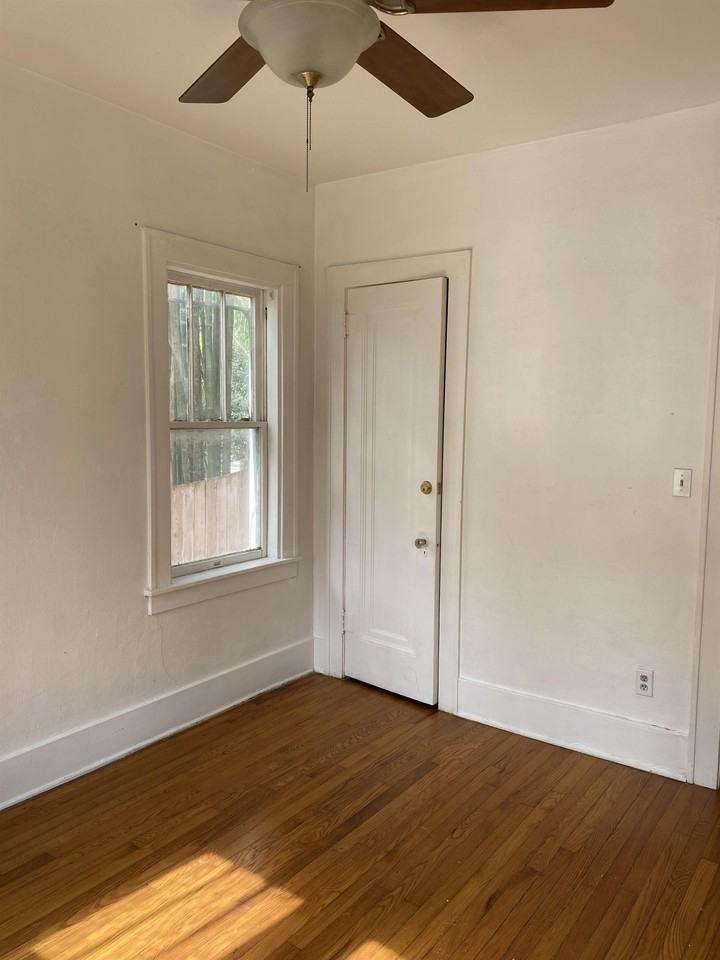 401 Niblick Way - Photo 6 of 17