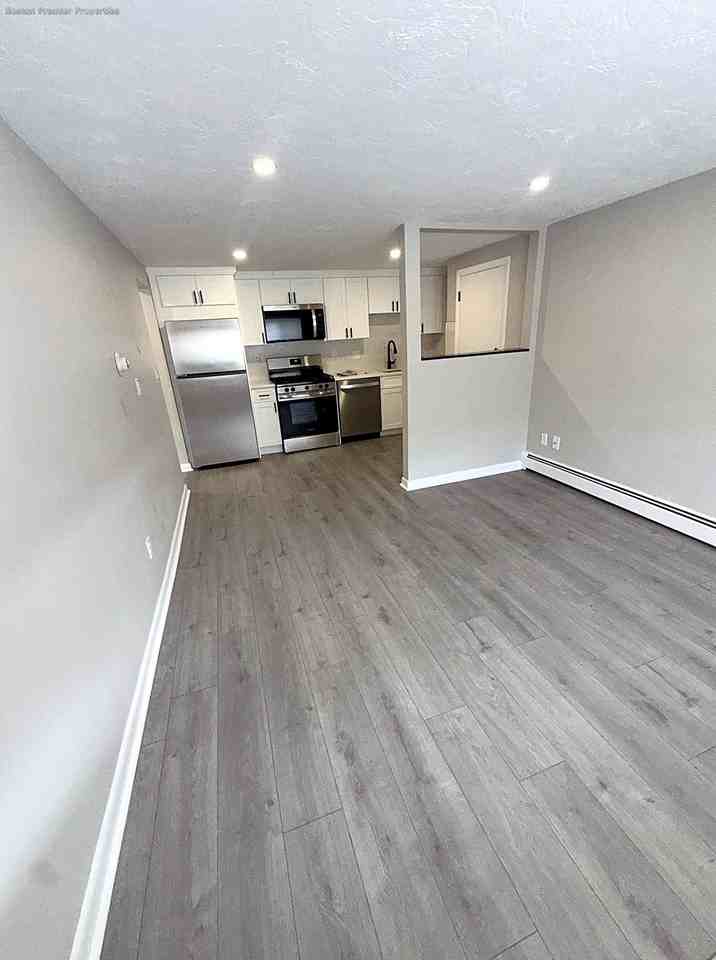 South St #10 - Photo 3 of 5