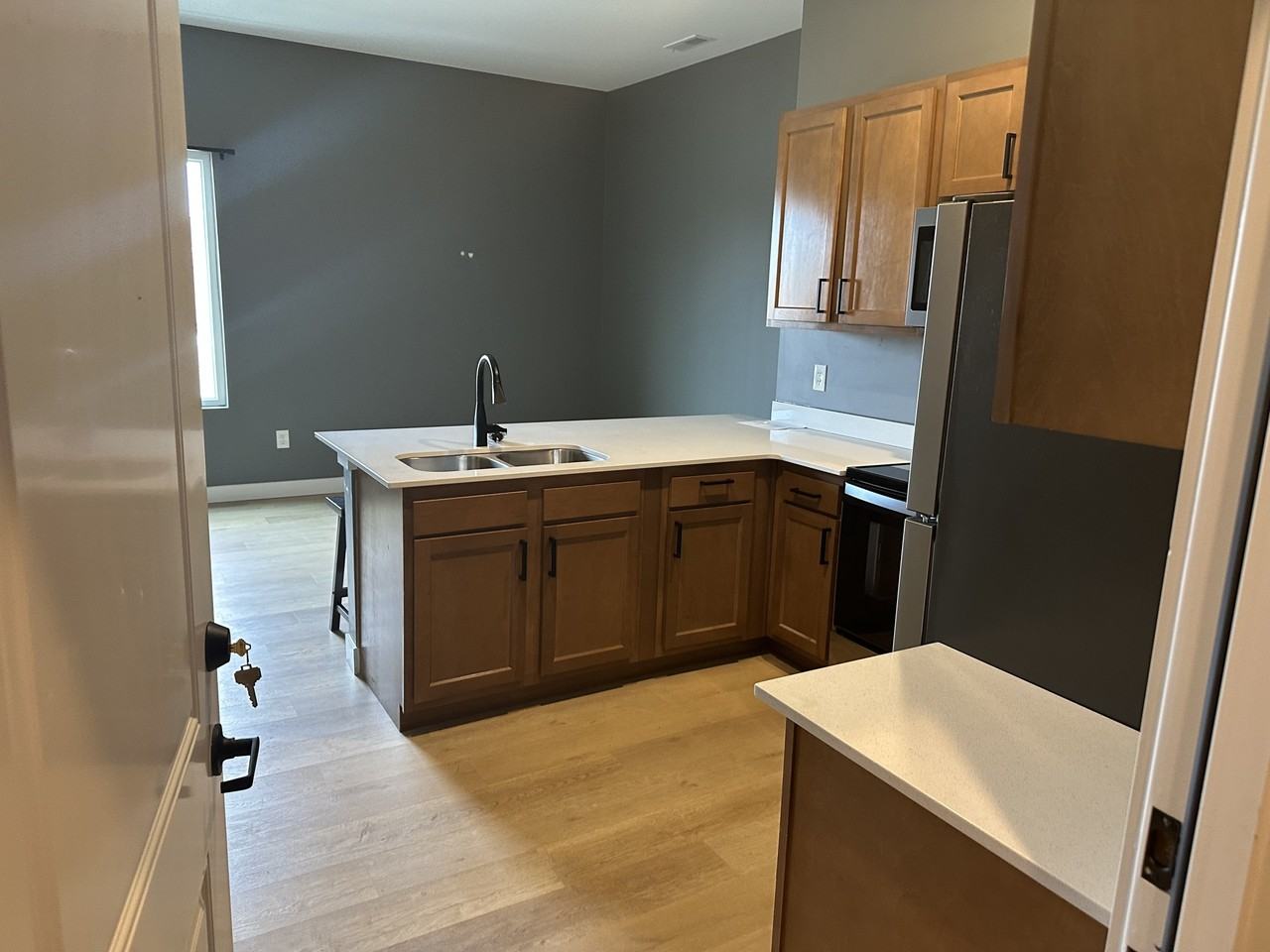 317 South Anderson Street - Photo 5 of 20