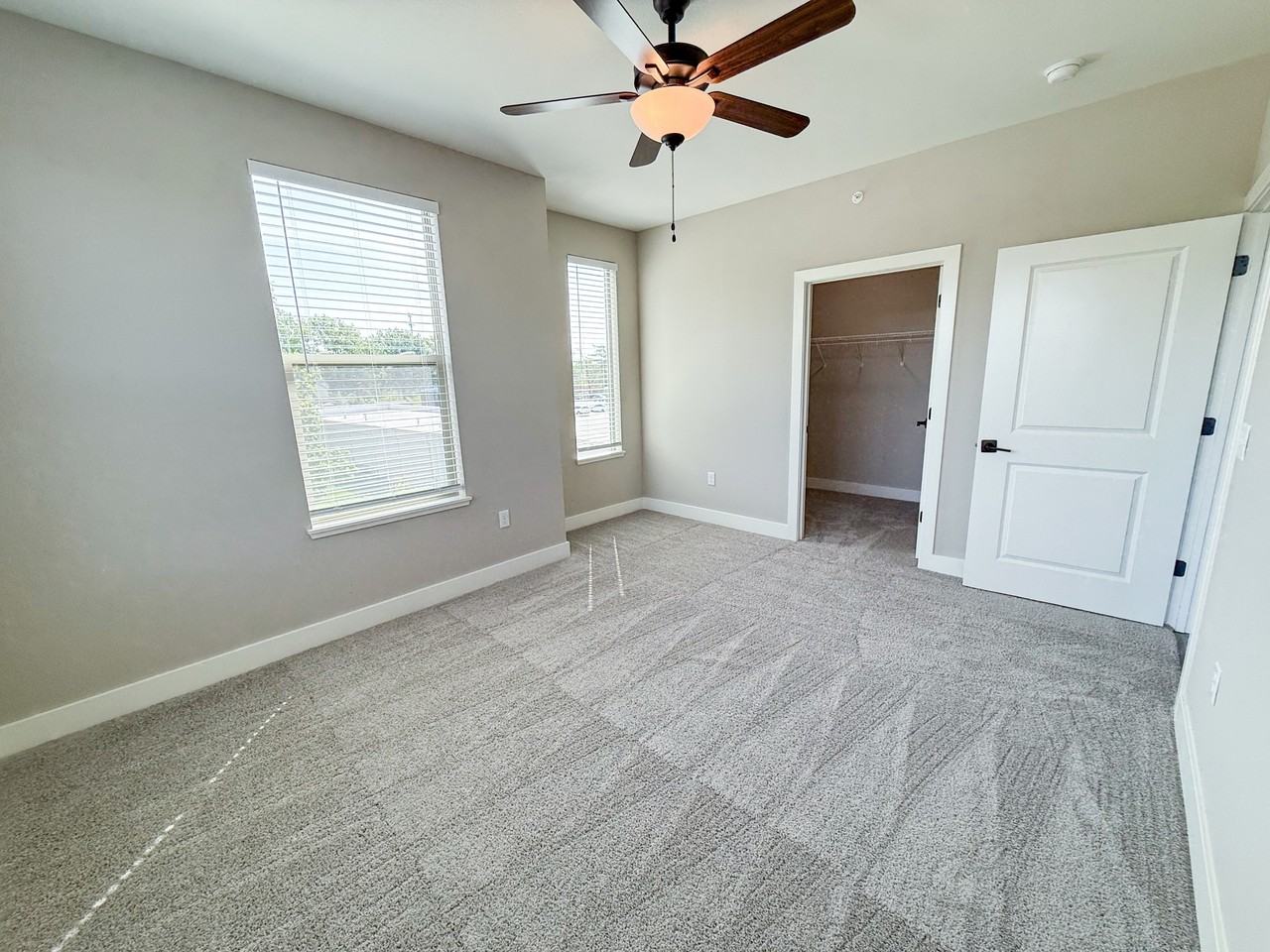 110 Southwest Market Street - Photo 7 of 50