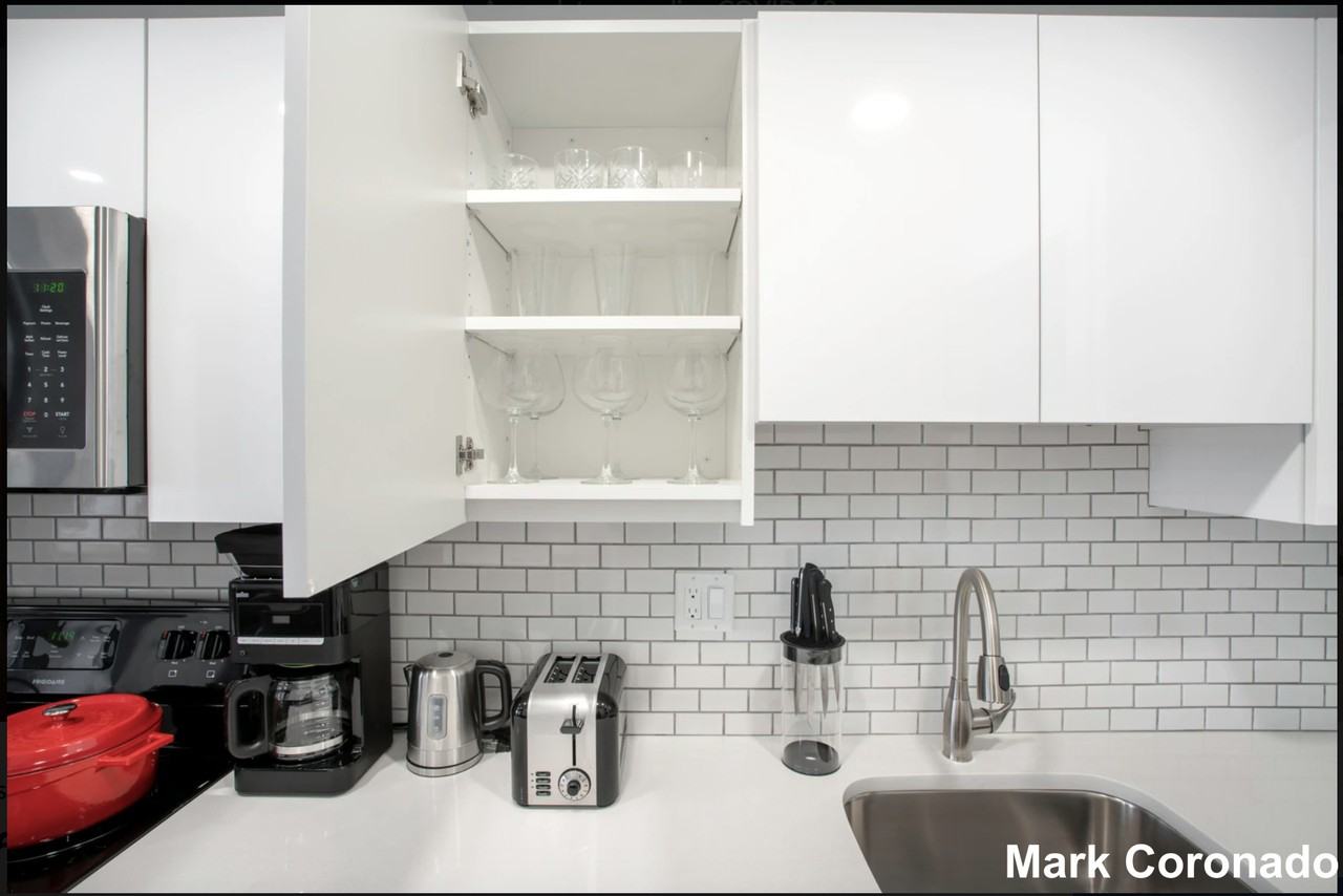 Beacon St Apt 503 #5 - Photo 3 of 8