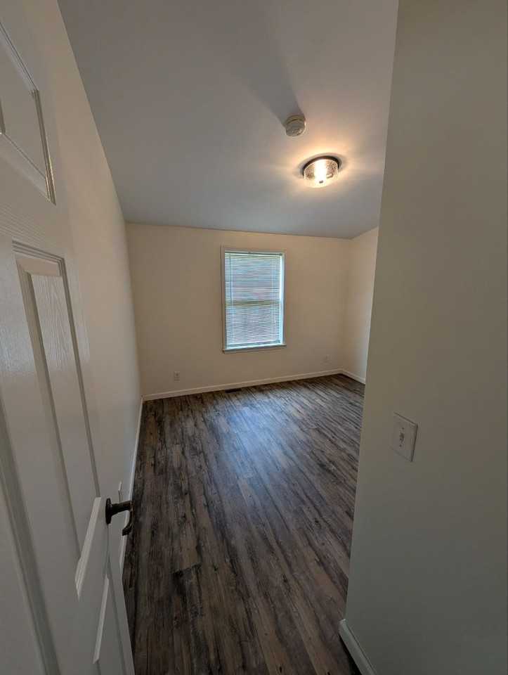 6173 Lake Ave - Photo 3 of 26