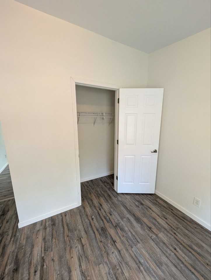 6173 Lake Ave - Photo 6 of 26