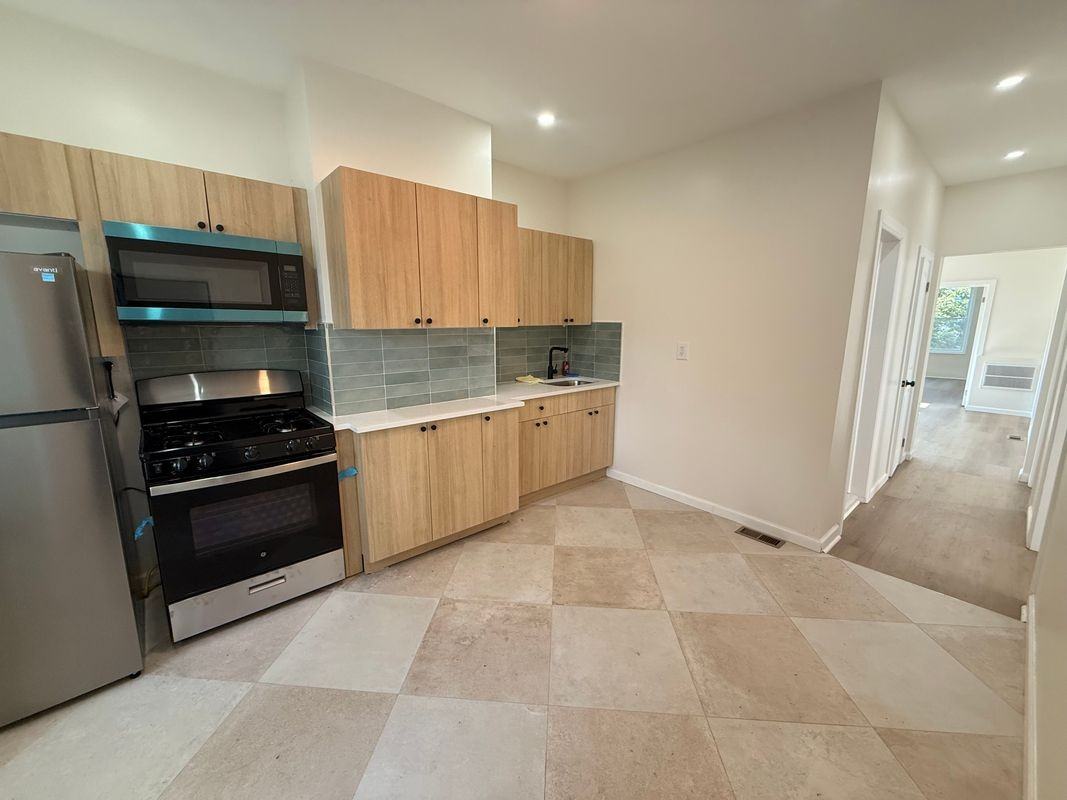 166 Maple Ave ##1 - Photo 2 of 13