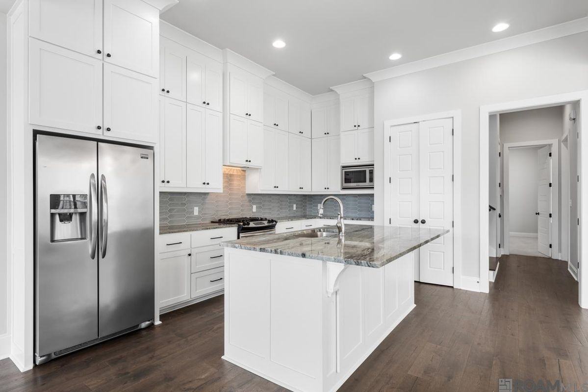 2040 Perennial Ln - Photo 5 of 13
