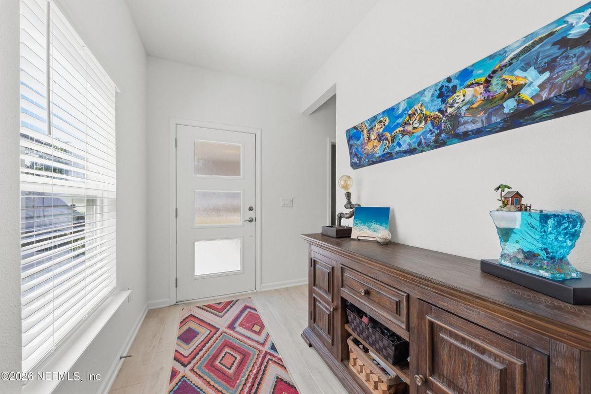 81 Ripple Rd - Photo 3 of 37